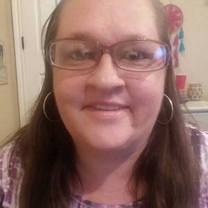 Meet your Posher, Cynthia